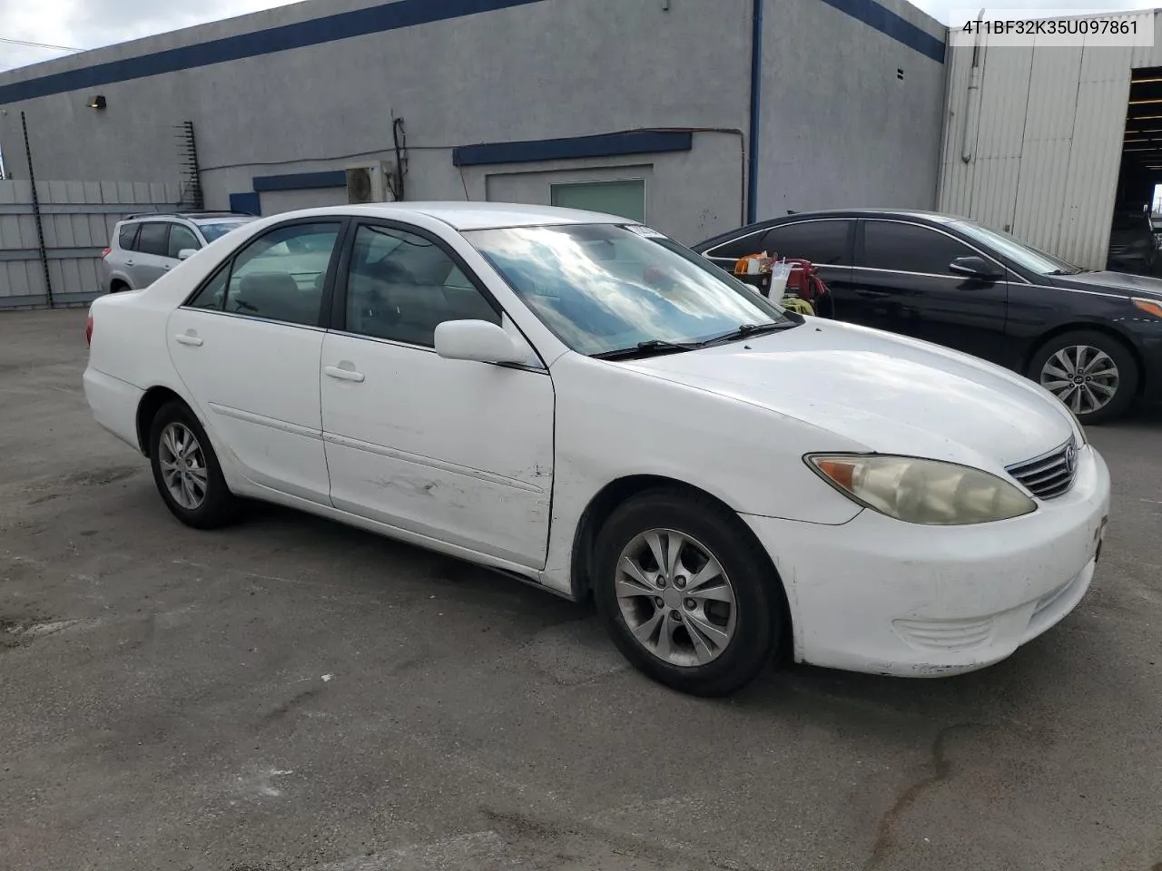 2005 Toyota Camry Le VIN: 4T1BF32K35U097861 Lot: 78287484