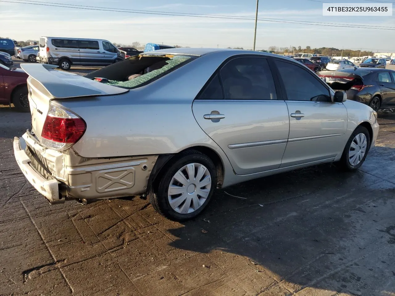 2005 Toyota Camry Le VIN: 4T1BE32K25U963455 Lot: 79137774