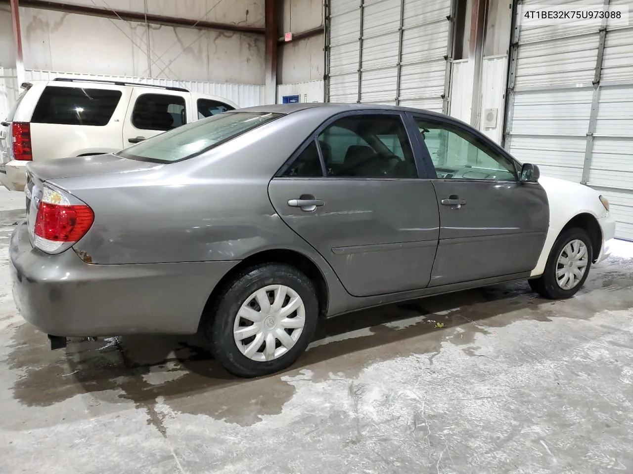 2005 Toyota Camry Le VIN: 4T1BE32K75U973088 Lot: 79397264