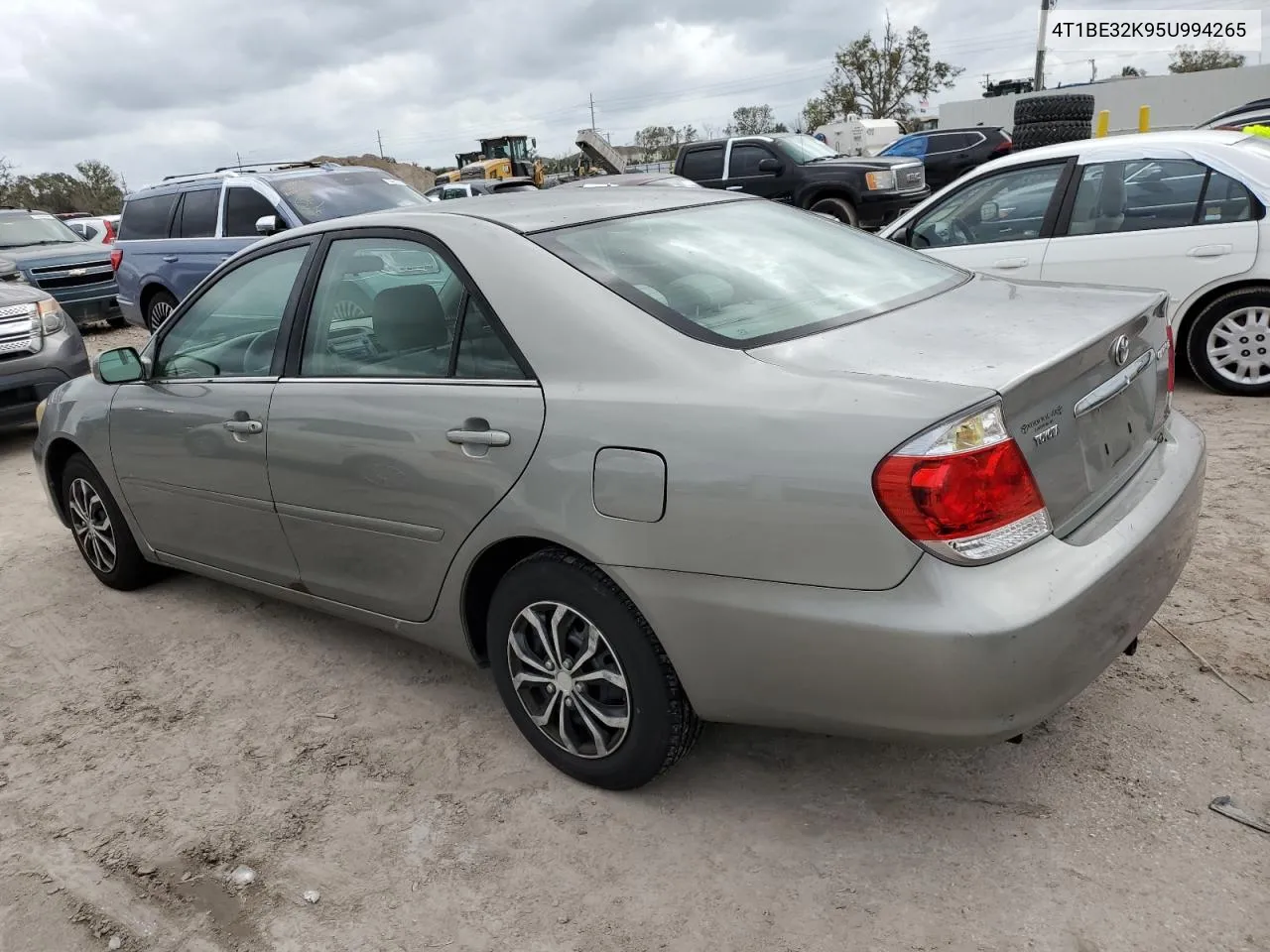 2005 Toyota Camry Le VIN: 4T1BE32K95U994265 Lot: 79413784