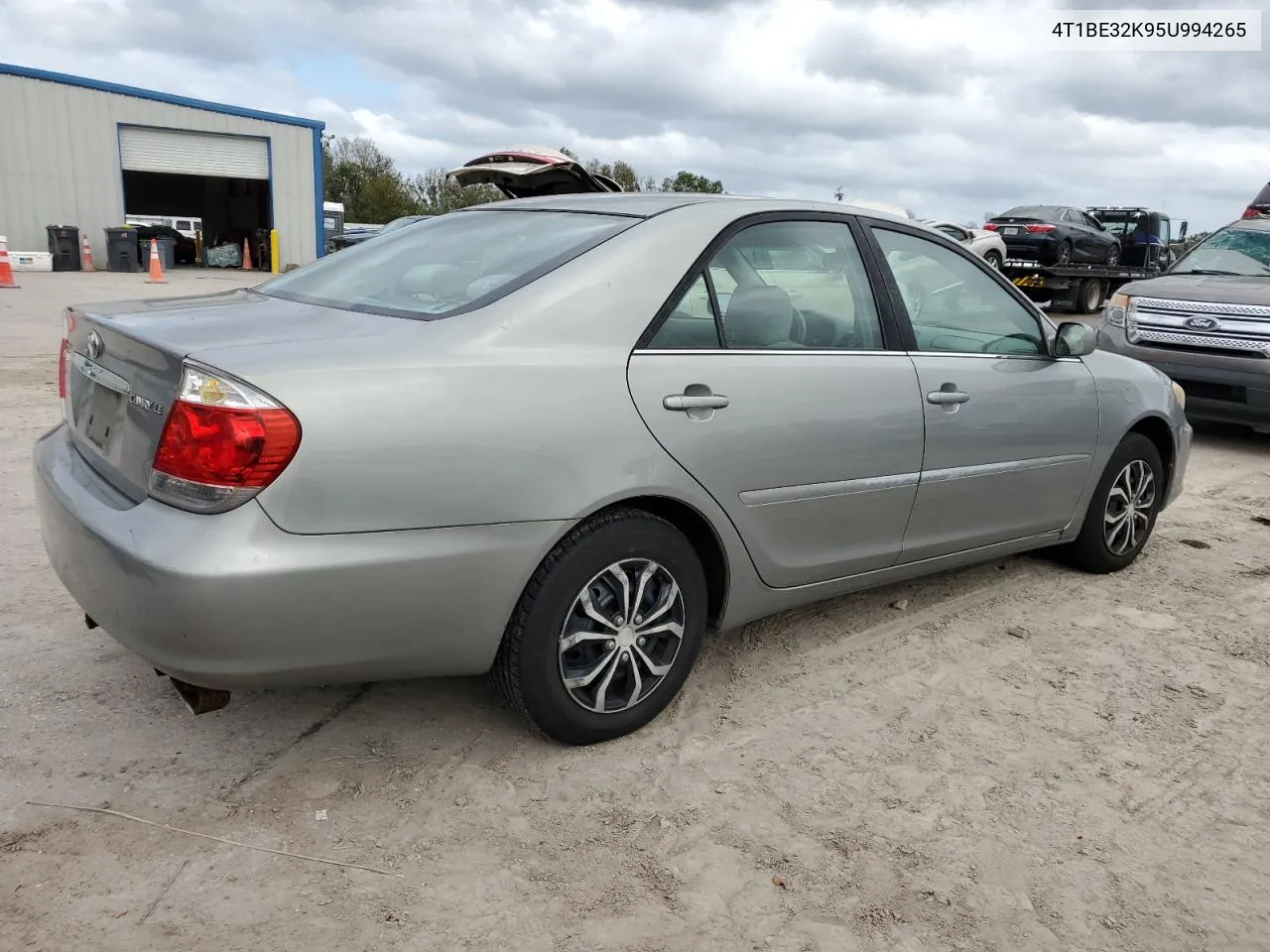 2005 Toyota Camry Le VIN: 4T1BE32K95U994265 Lot: 79413784