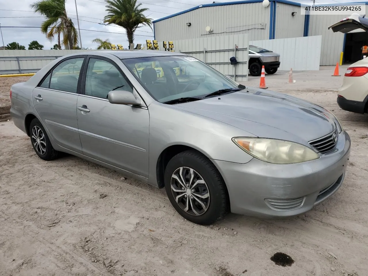 2005 Toyota Camry Le VIN: 4T1BE32K95U994265 Lot: 79413784