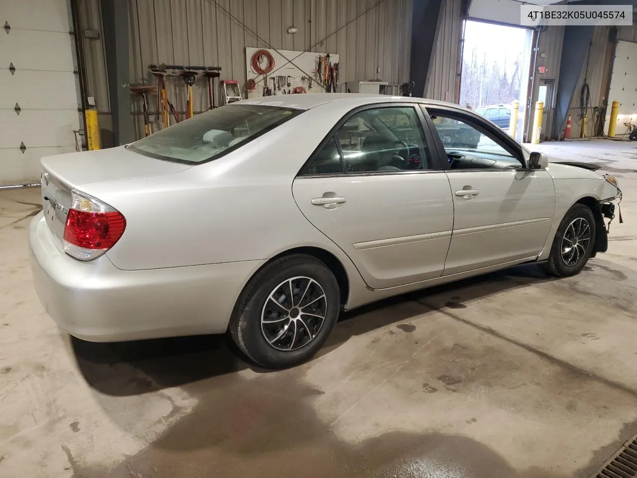 2005 Toyota Camry Le VIN: 4T1BE32K05U045574 Lot: 79477884