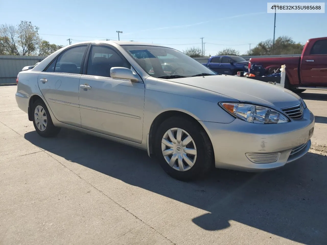 2005 Toyota Camry Le VIN: 4T1BE32K35U985688 Lot: 79966104