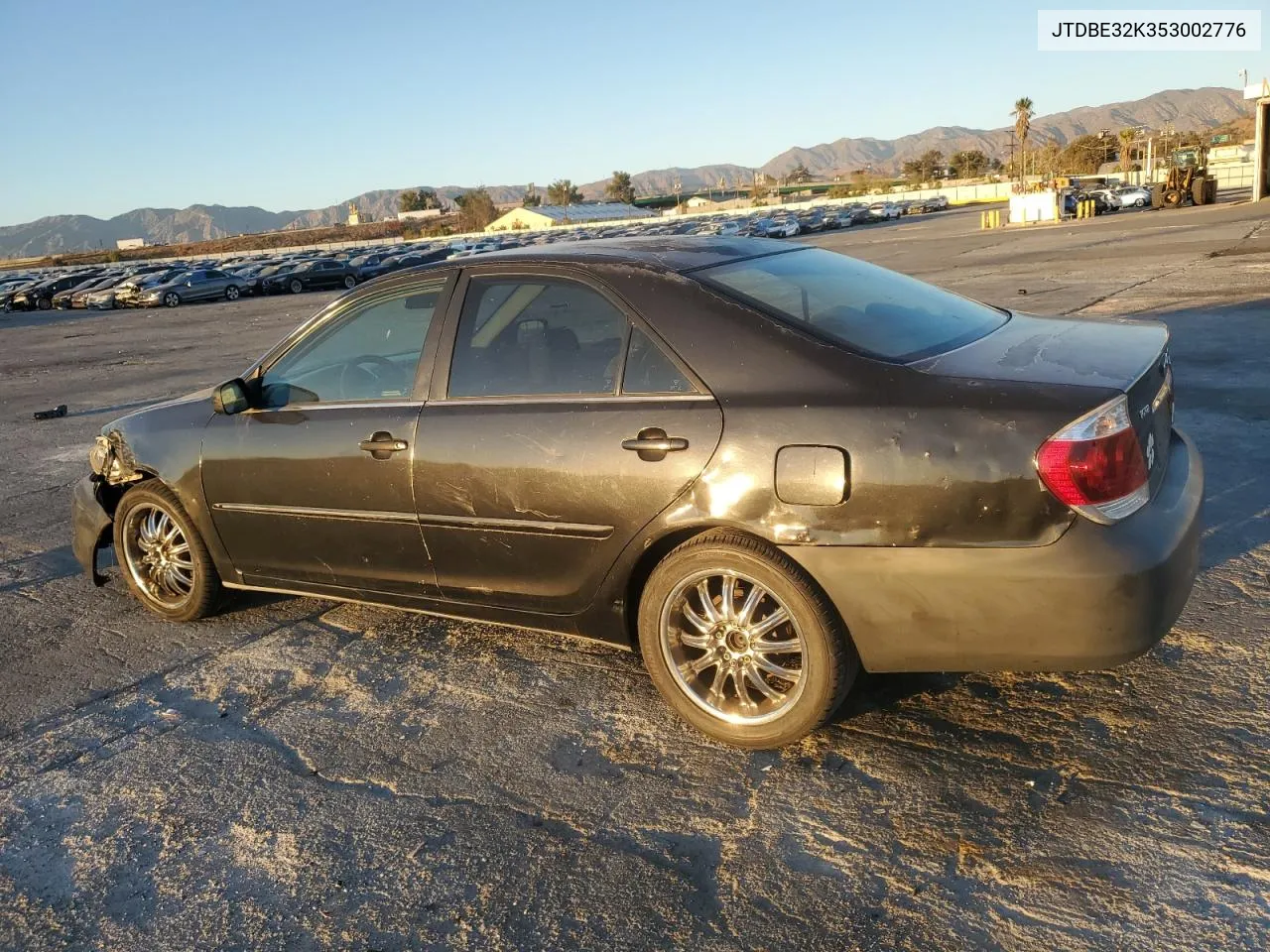 2005 Toyota Camry Le VIN: JTDBE32K353002776 Lot: 80071144