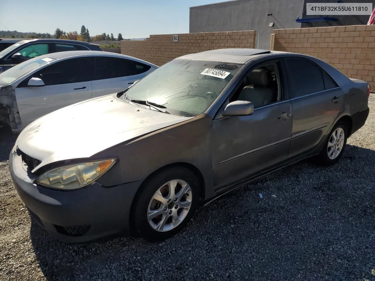 2005 Toyota Camry Le VIN: 4T1BF32K55U611810 Lot: 80745894