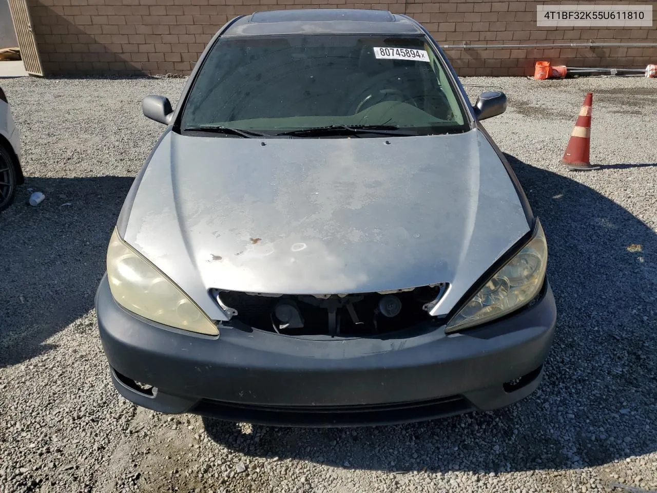 2005 Toyota Camry Le VIN: 4T1BF32K55U611810 Lot: 80745894