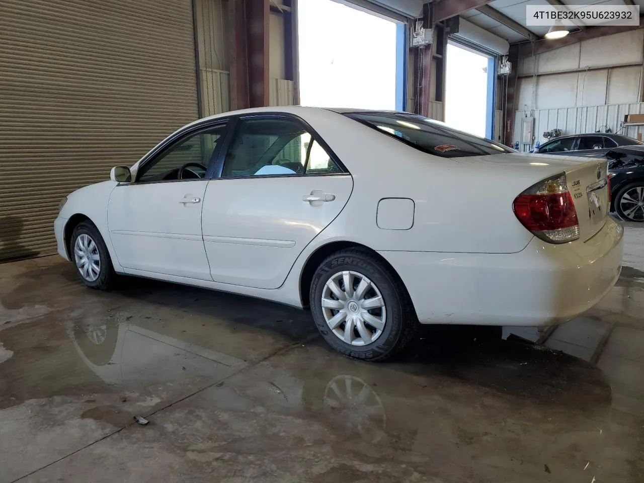 2005 Toyota Camry Le VIN: 4T1BE32K95U623932 Lot: 80906944