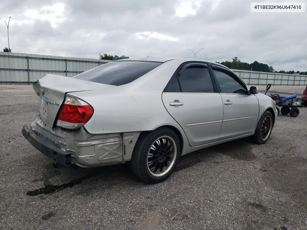 2006 Toyota Camry Le VIN: 4T1BE32K96U647410 Lot: 64467404