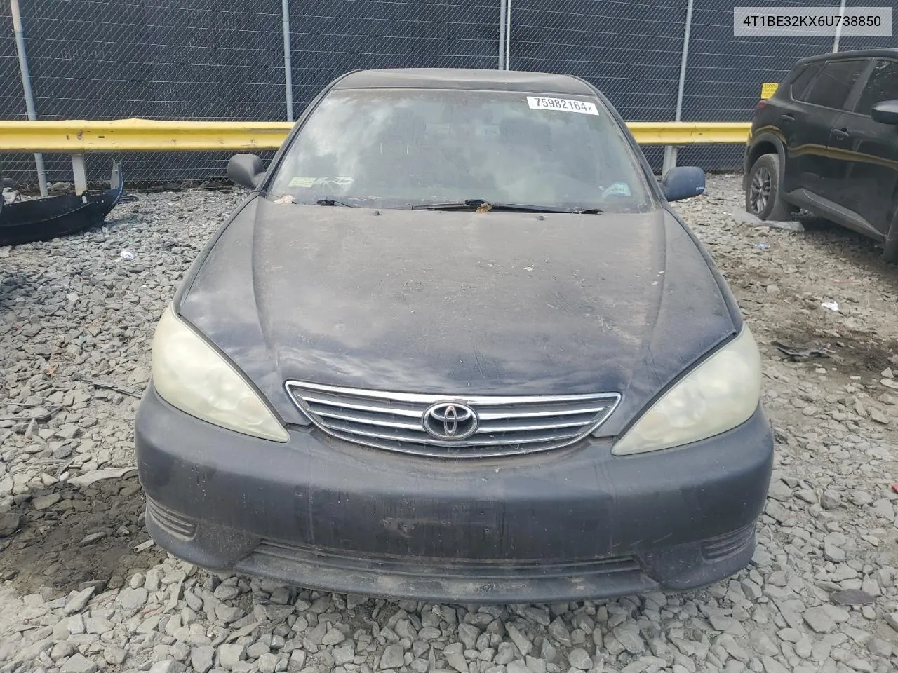 2006 Toyota Camry Le VIN: 4T1BE32KX6U738850 Lot: 75982164