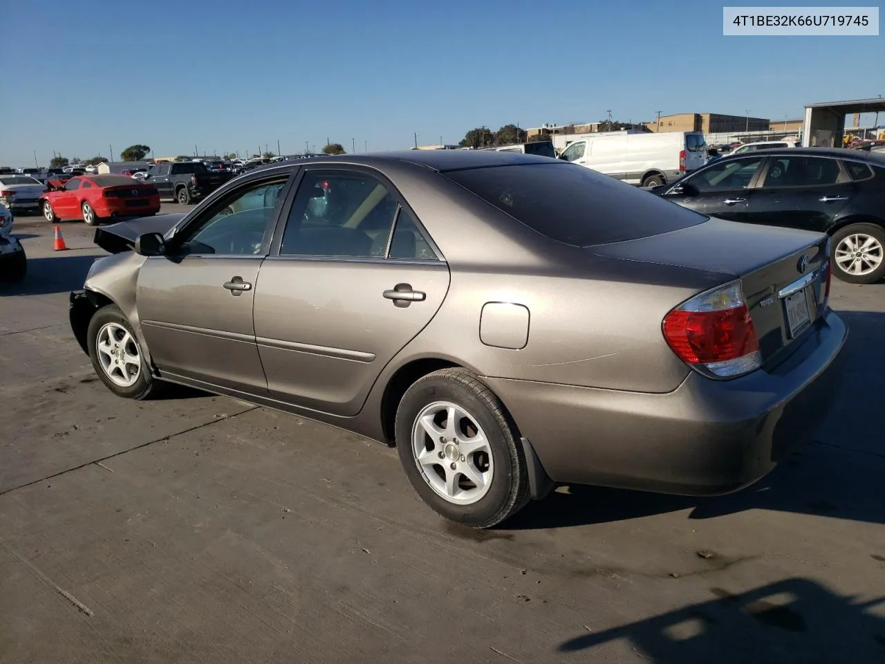 2006 Toyota Camry Le VIN: 4T1BE32K66U719745 Lot: 77828814