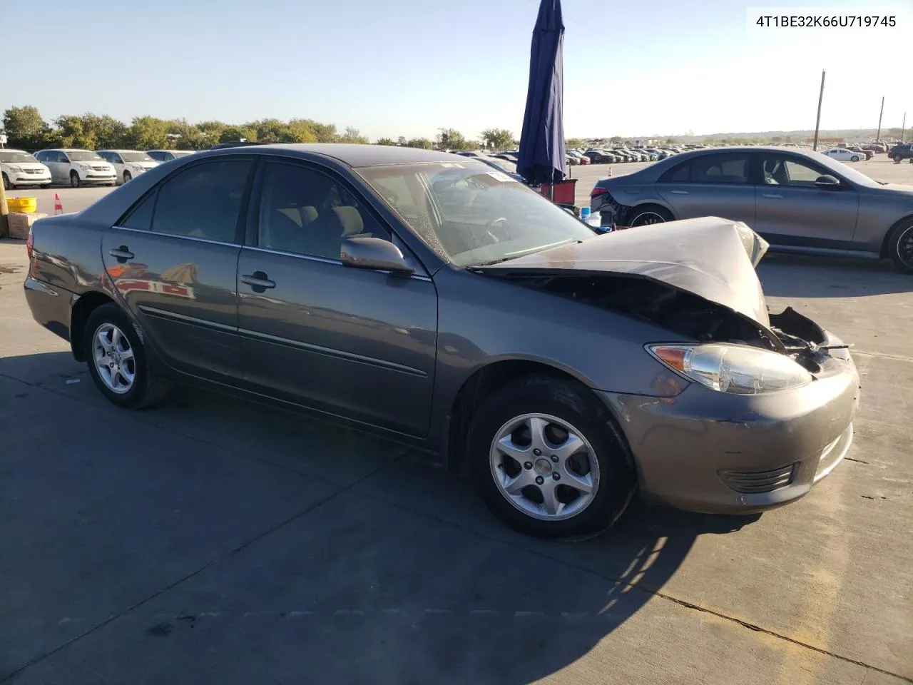 2006 Toyota Camry Le VIN: 4T1BE32K66U719745 Lot: 77828814