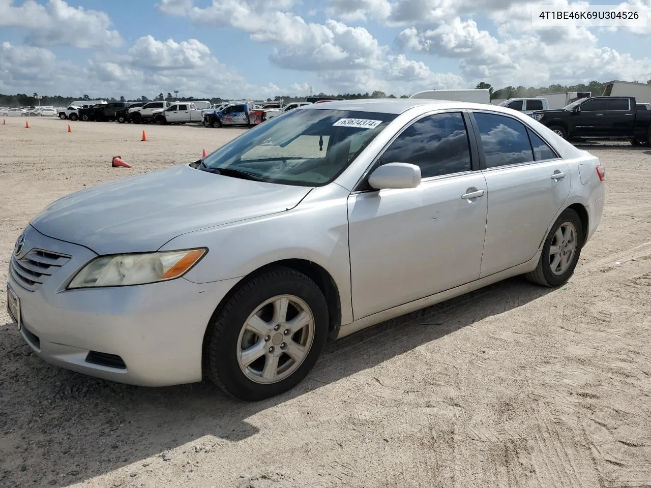 2009 Toyota Camry Base VIN: 4T1BE46K69U304526 Lot: 63624374