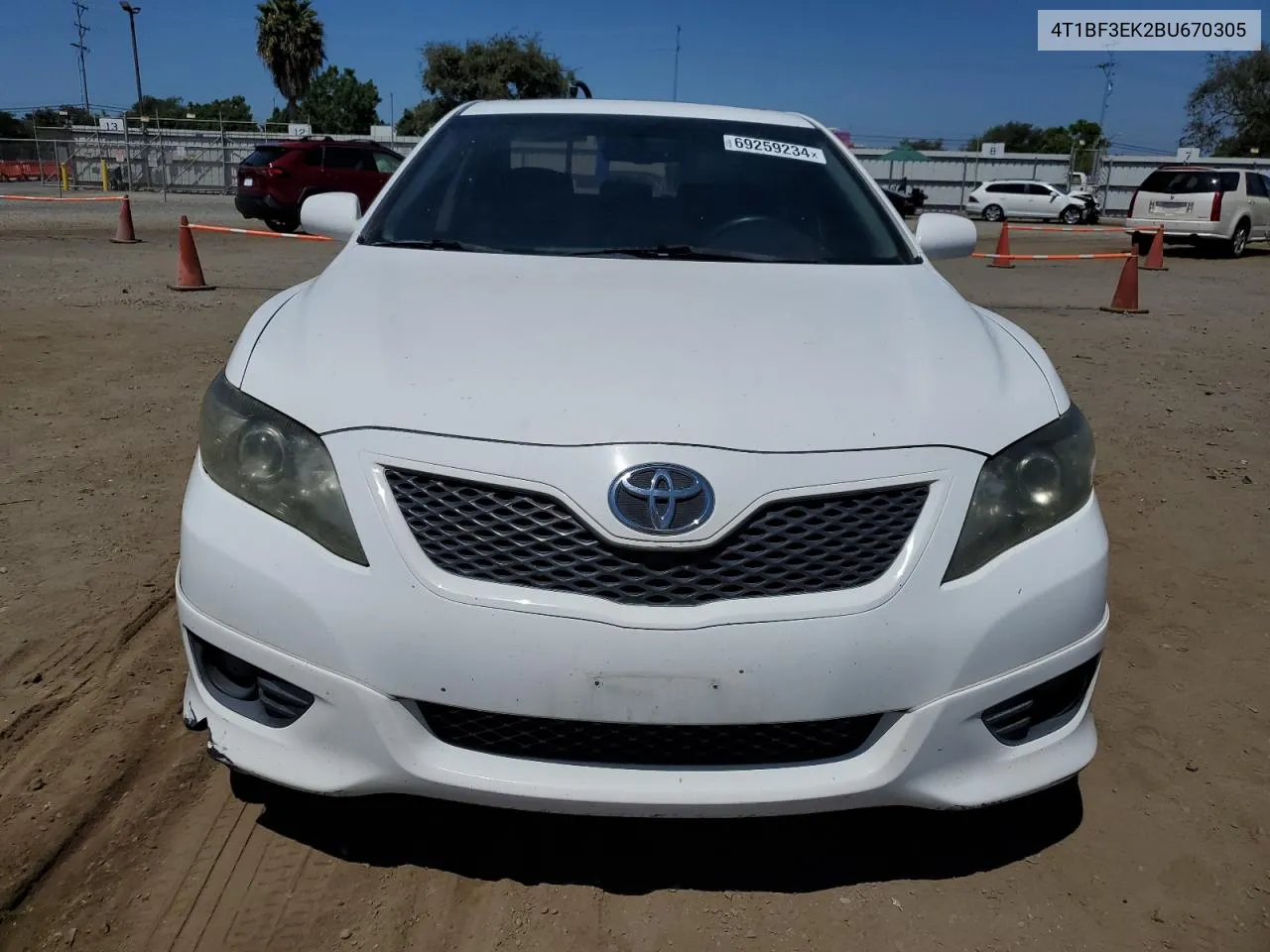 2011 Toyota Camry Base VIN: 4T1BF3EK2BU670305 Lot: 69259234