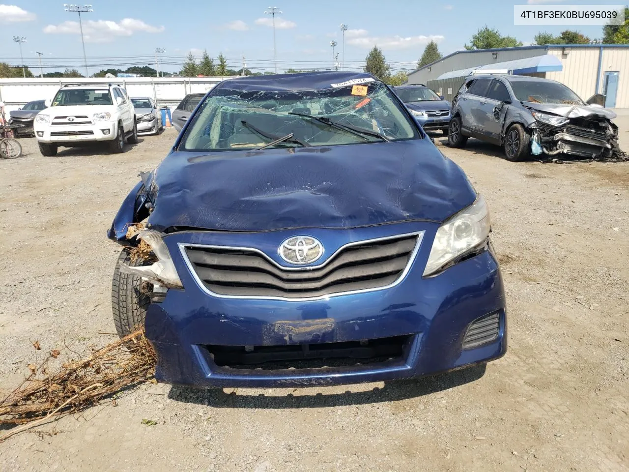 2011 Toyota Camry Base VIN: 4T1BF3EK0BU695039 Lot: 70411574