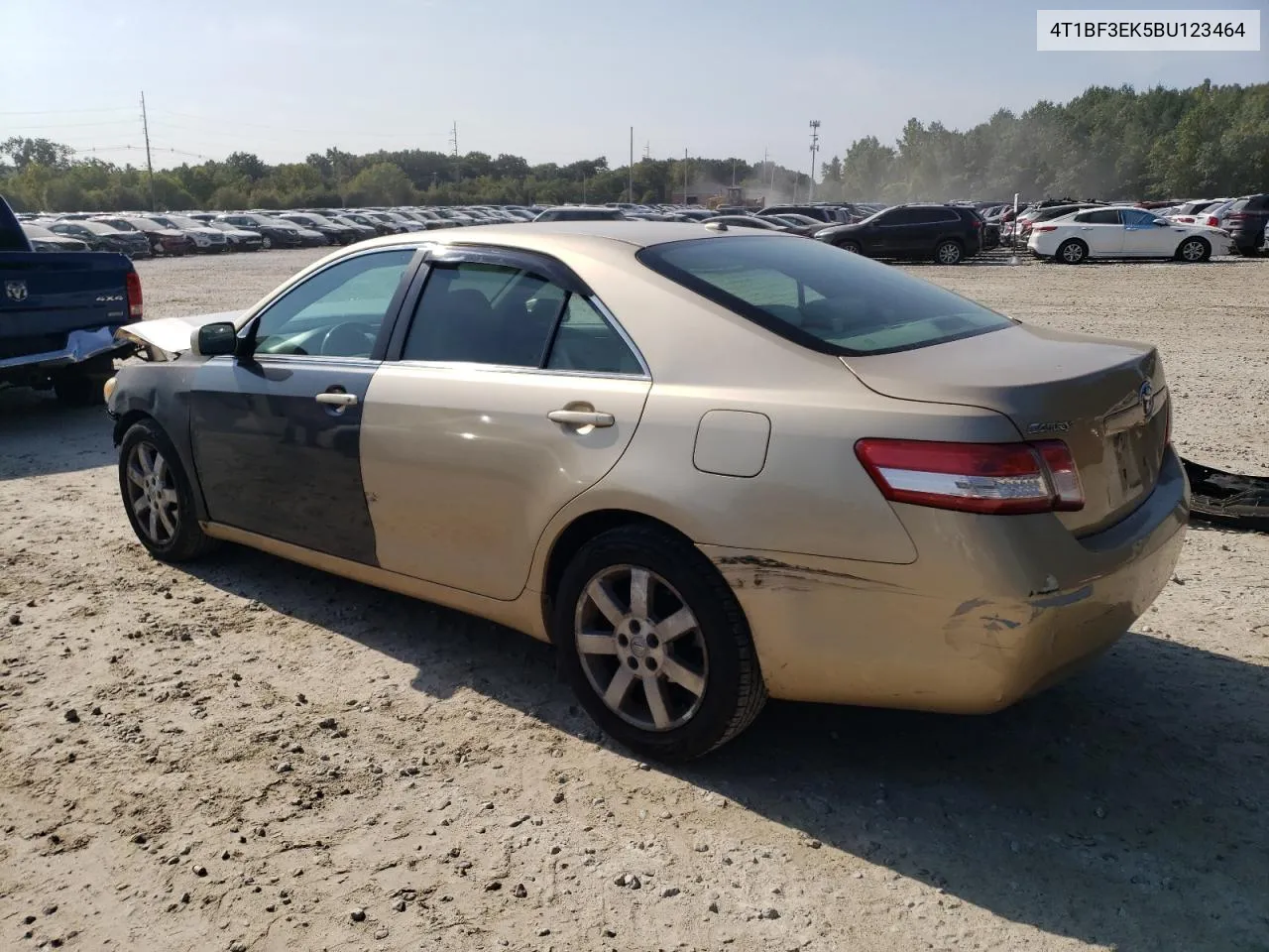 2011 Toyota Camry Base VIN: 4T1BF3EK5BU123464 Lot: 71106474