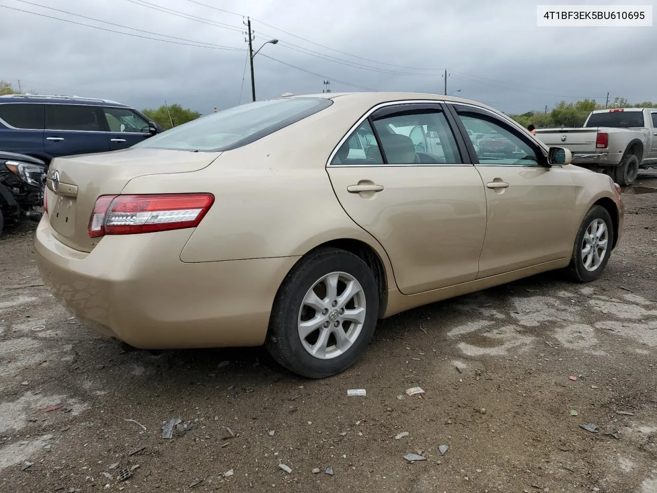 2011 Toyota Camry Base VIN: 4T1BF3EK5BU610695 Lot: 72603674