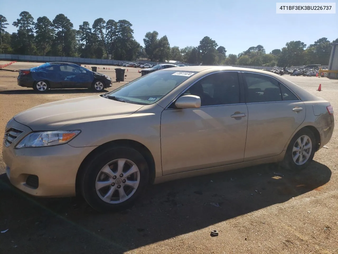 2011 Toyota Camry Base VIN: 4T1BF3EK3BU226737 Lot: 73611474