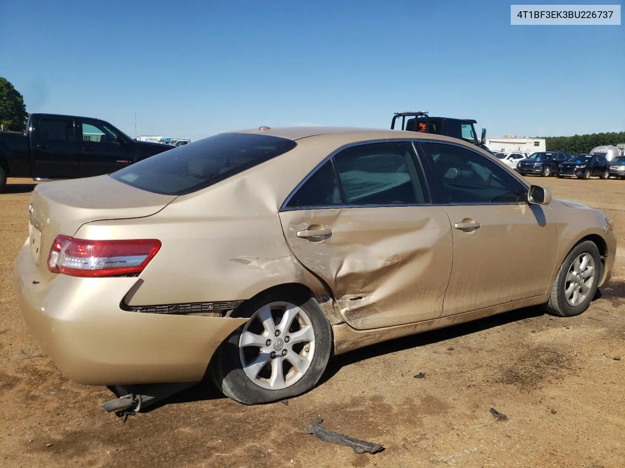 2011 Toyota Camry Base VIN: 4T1BF3EK3BU226737 Lot: 73611474