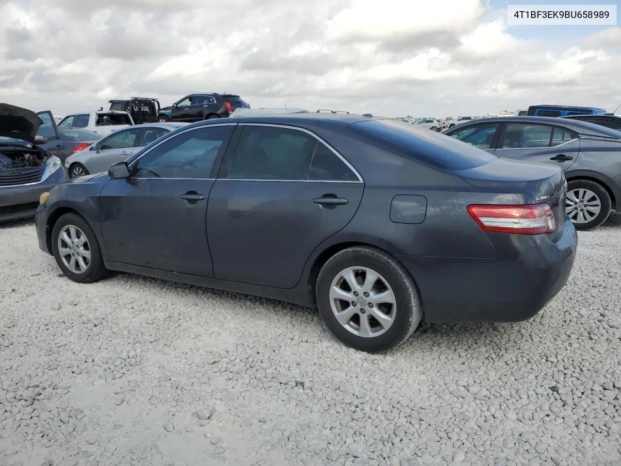 2011 Toyota Camry Base VIN: 4T1BF3EK9BU658989 Lot: 78075944