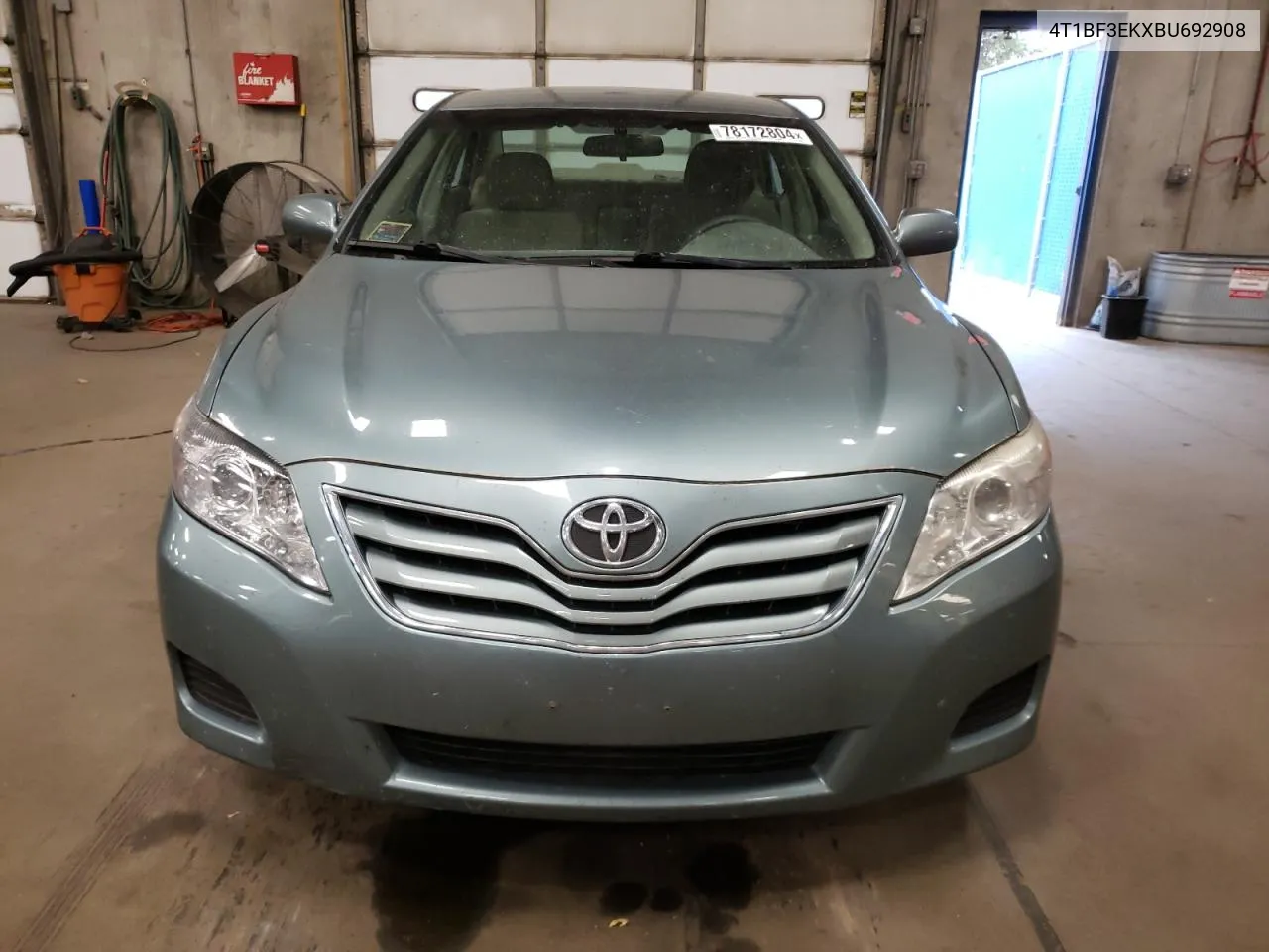 2011 Toyota Camry Base VIN: 4T1BF3EKXBU692908 Lot: 78172804