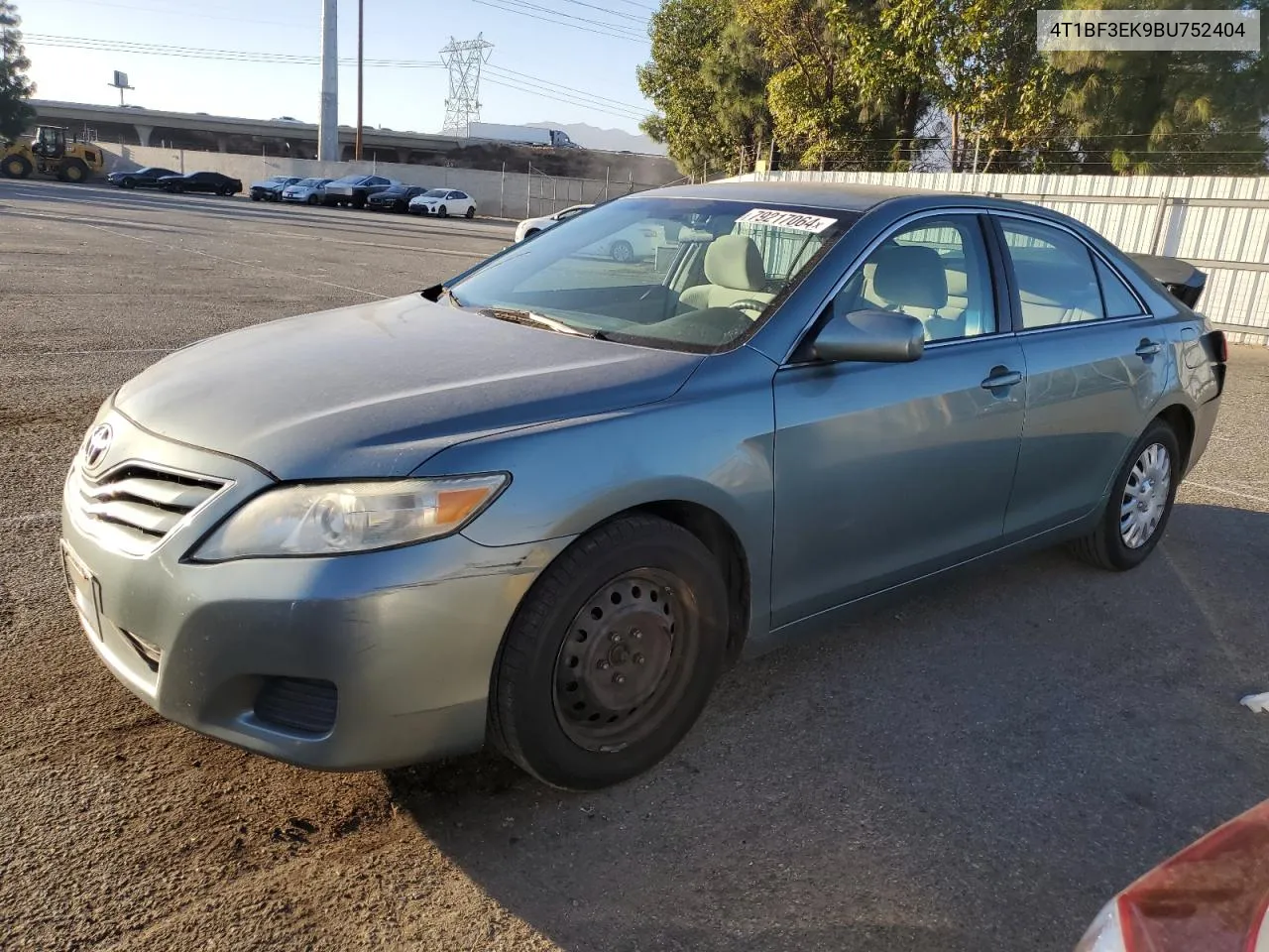 2011 Toyota Camry Base VIN: 4T1BF3EK9BU752404 Lot: 79217064