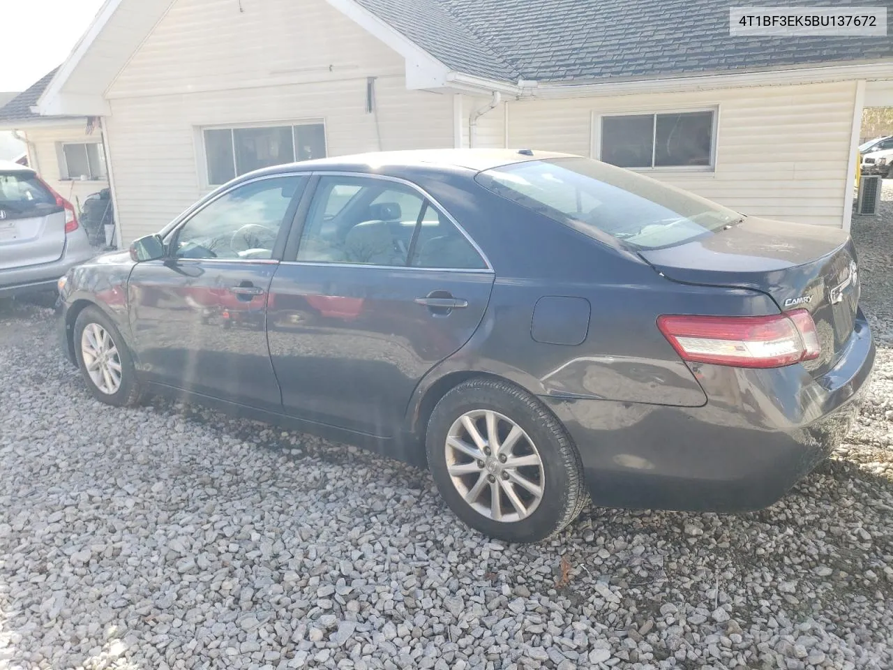 2011 Toyota Camry Base VIN: 4T1BF3EK5BU137672 Lot: 80643864