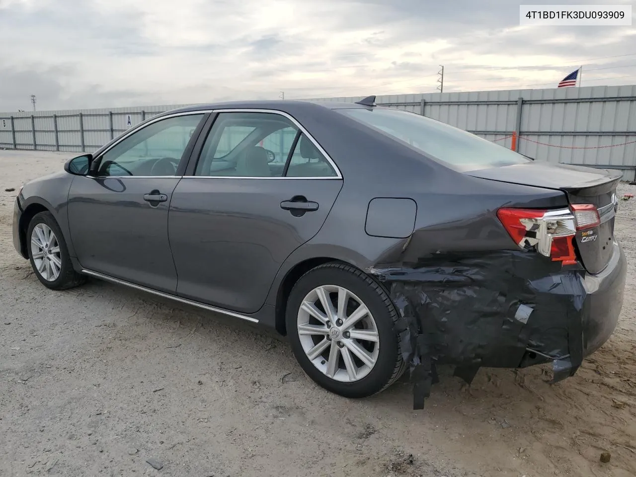 2013 Toyota Camry Hybrid VIN: 4T1BD1FK3DU093909 Lot: 47868484