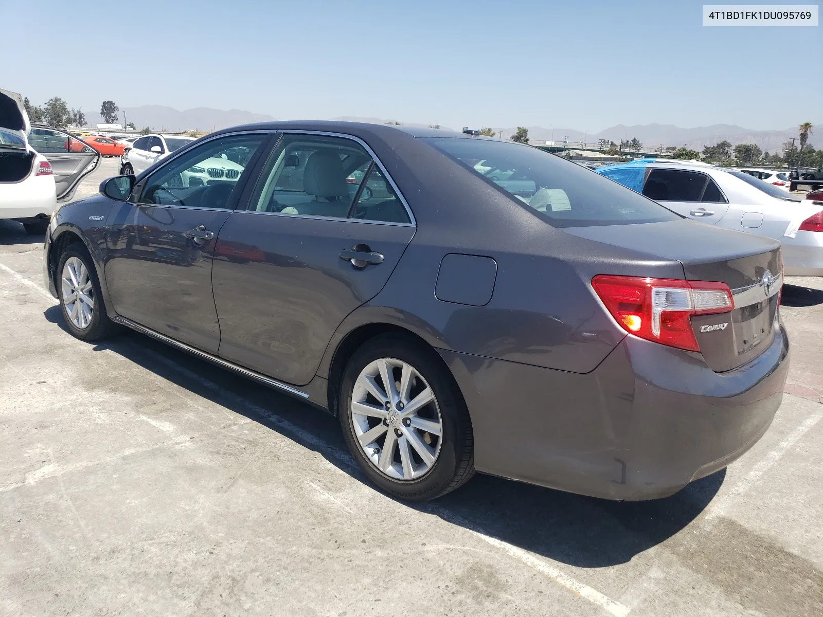 2013 Toyota Camry Hybrid VIN: 4T1BD1FK1DU095769 Lot: 67878294