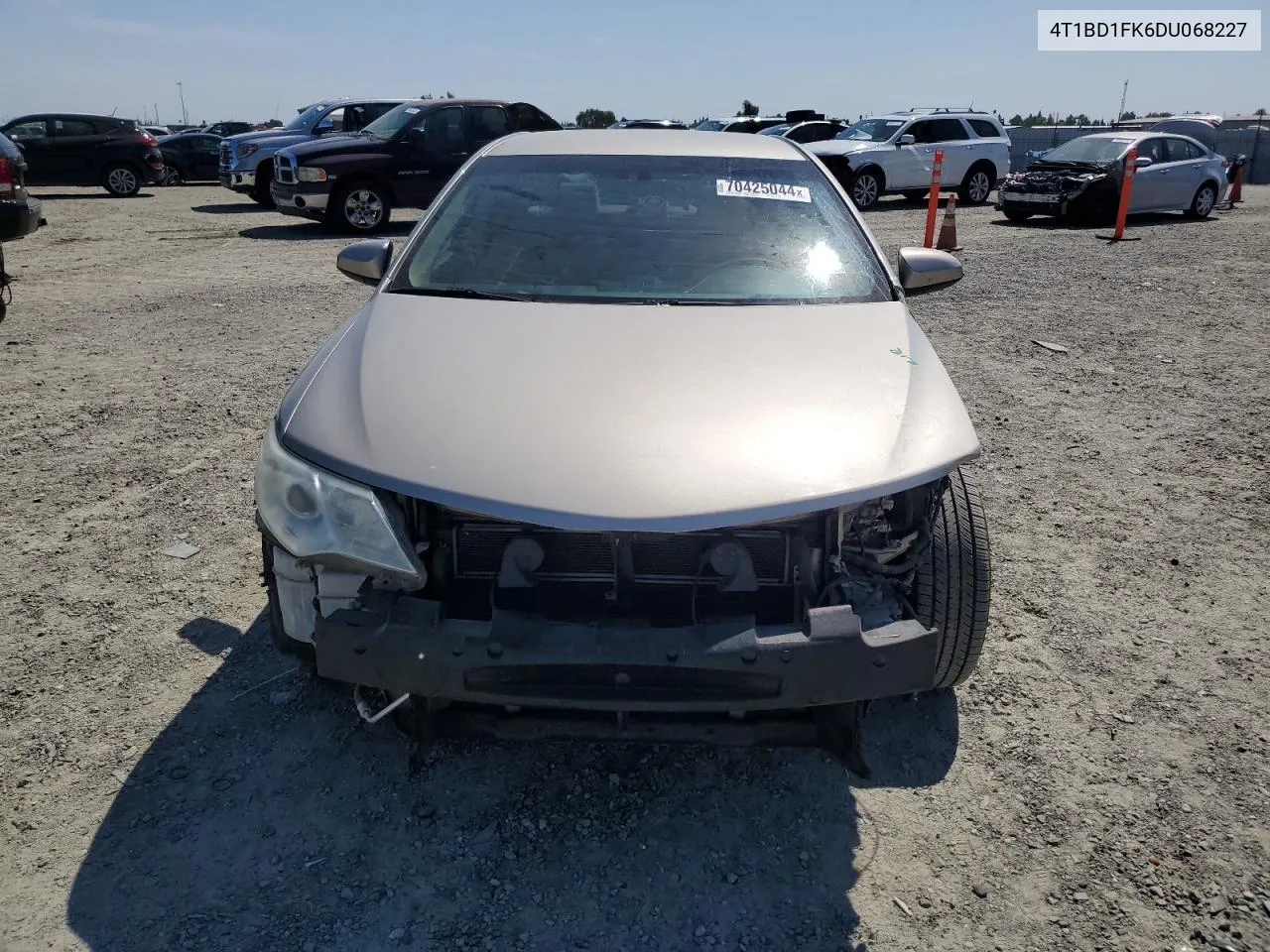 2013 Toyota Camry Hybrid VIN: 4T1BD1FK6DU068227 Lot: 70425044