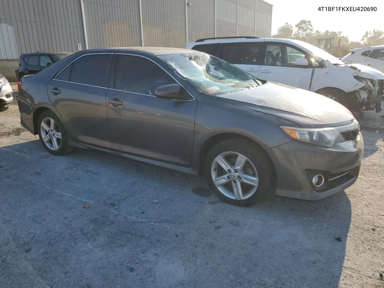 4T1BF1FKXEU420690 2014 Toyota Camry L