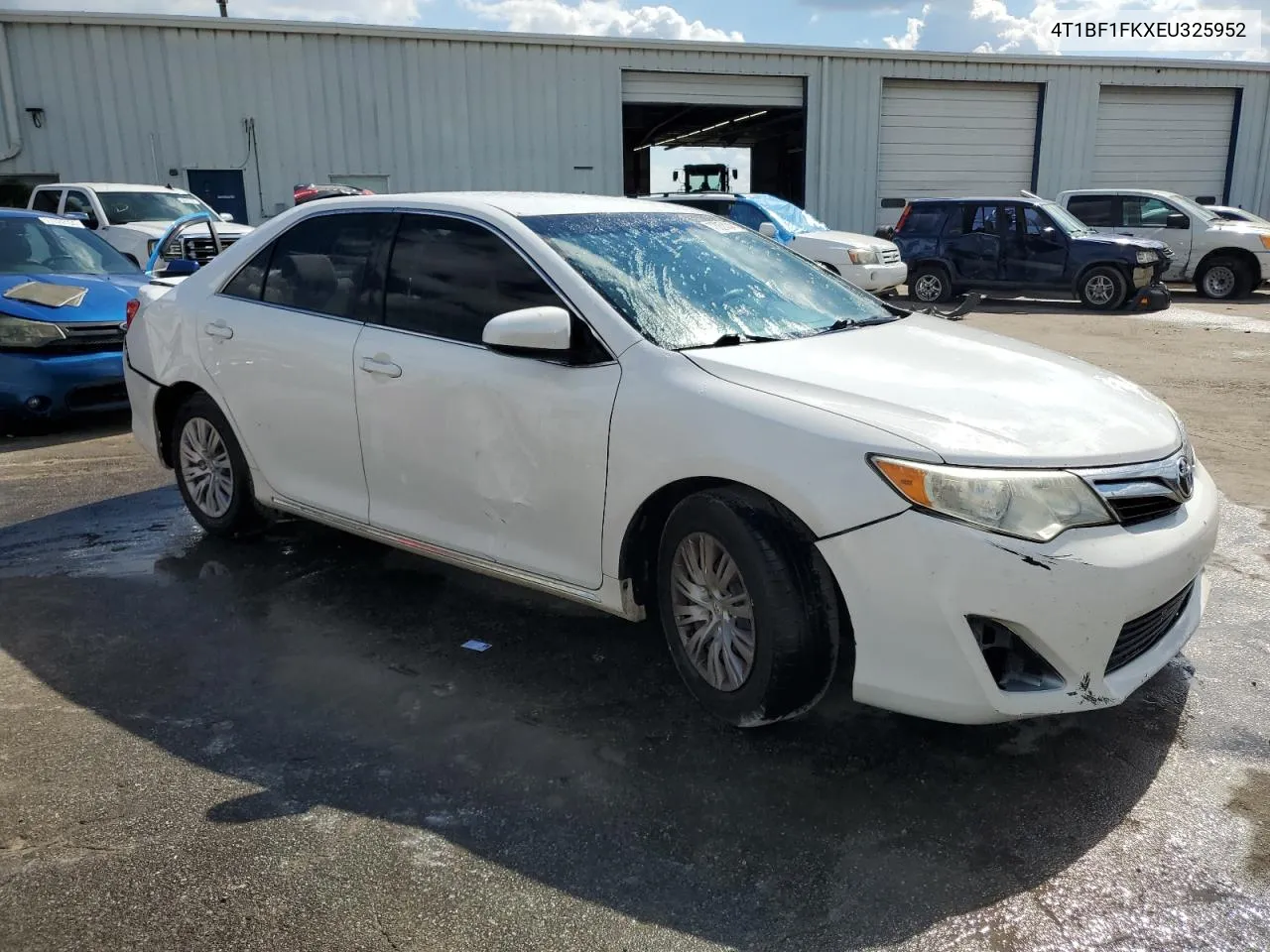 2014 Toyota Camry L VIN: 4T1BF1FKXEU325952 Lot: 72253344