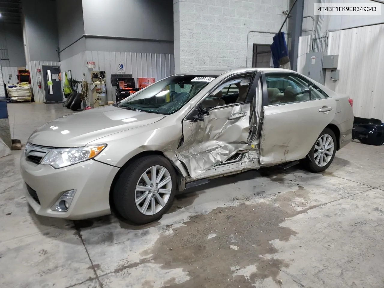 4T4BF1FK9ER349343 2014 Toyota Camry L