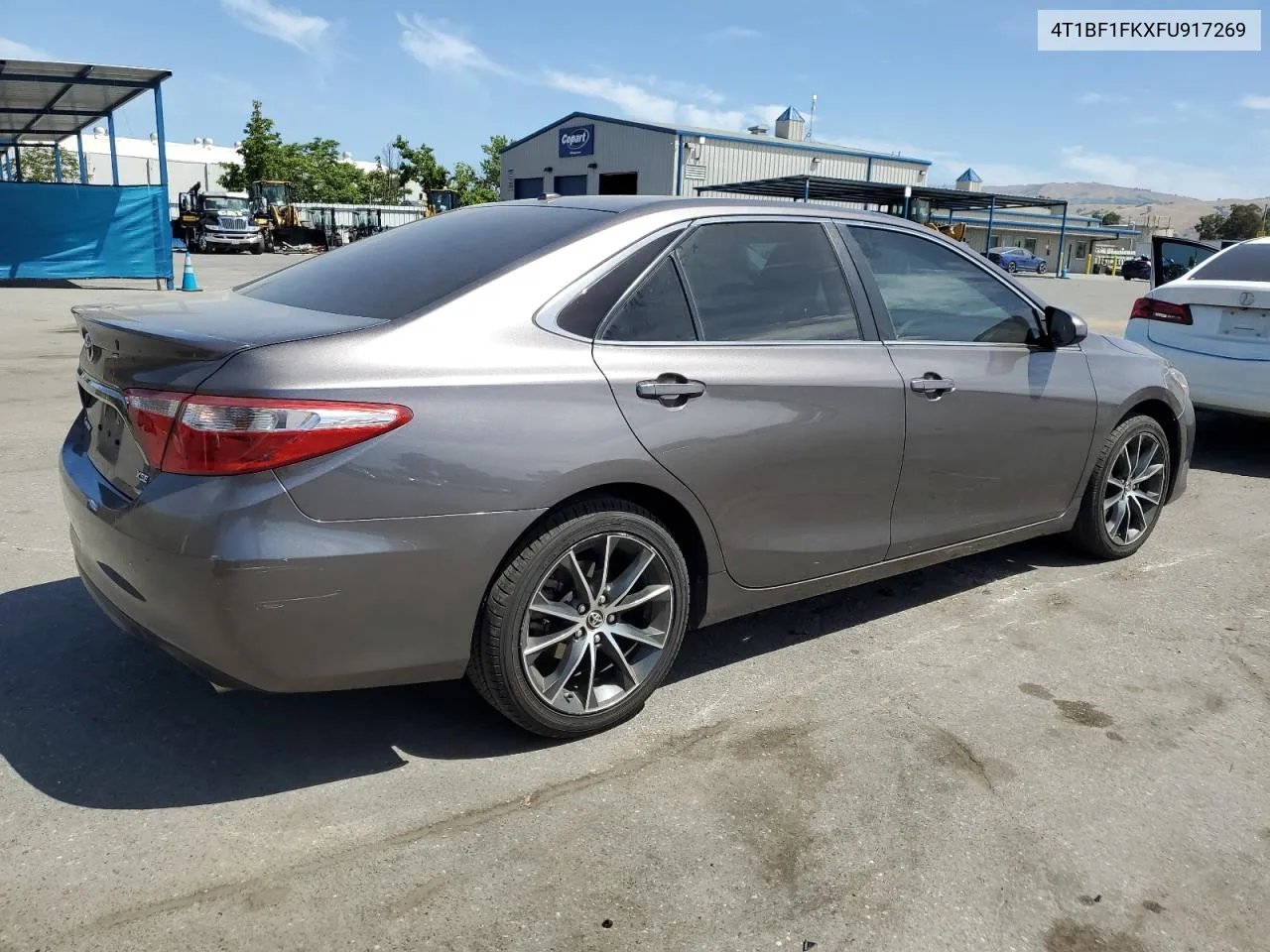 2015 Toyota Camry Le VIN: 4T1BF1FKXFU917269 Lot: 56328164