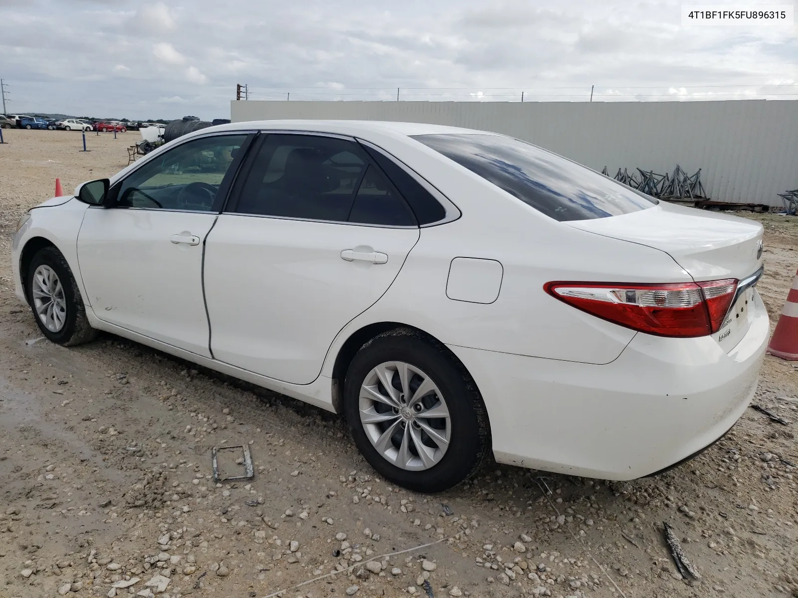 2015 Toyota Camry Le VIN: 4T1BF1FK5FU896315 Lot: 64655224