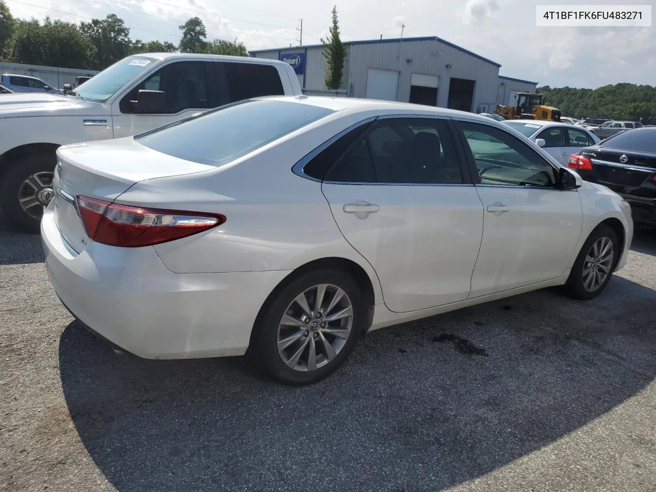 4T1BF1FK6FU483271 2015 Toyota Camry Le