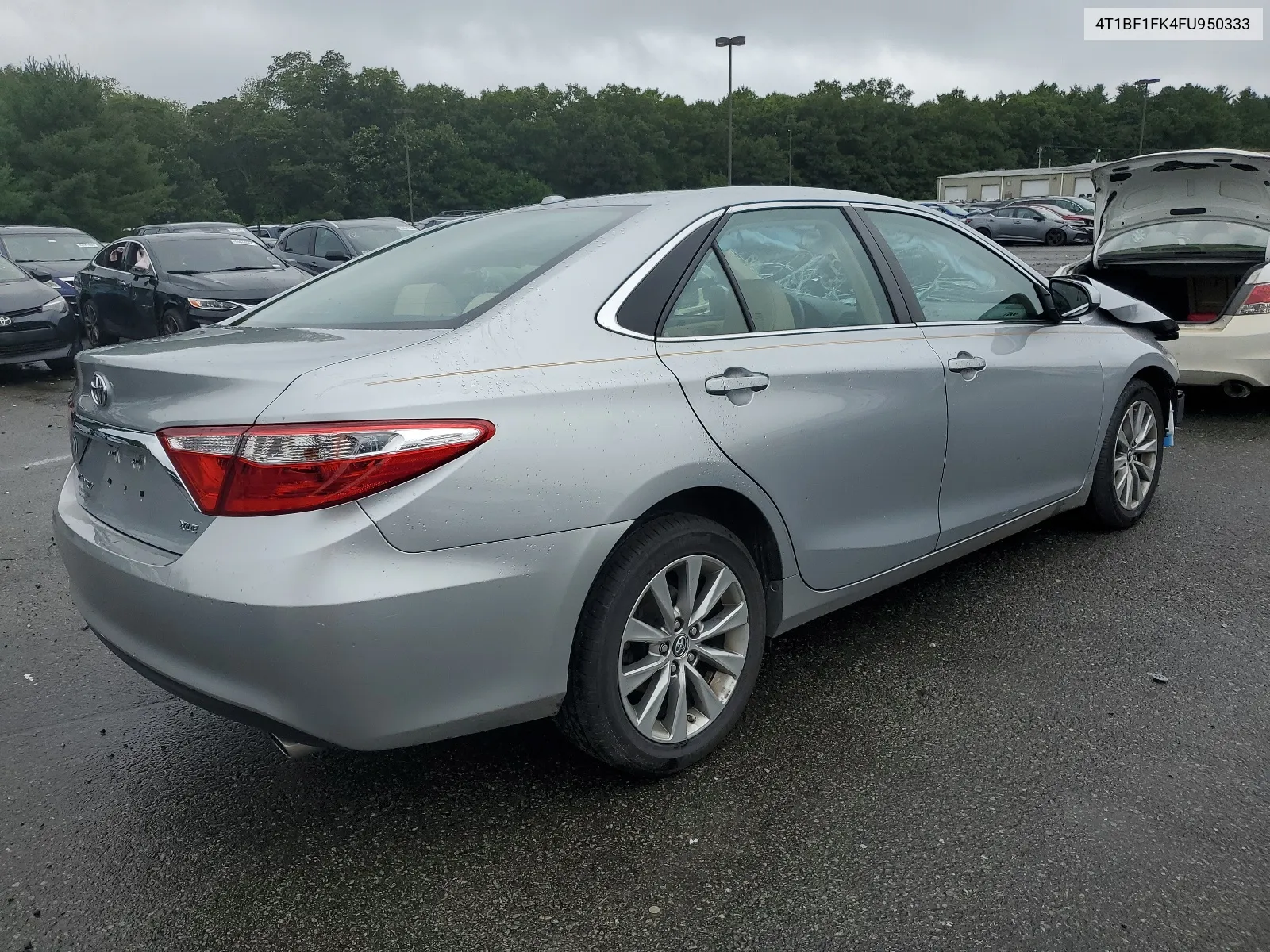 2015 Toyota Camry Le VIN: 4T1BF1FK4FU950333 Lot: 66125944