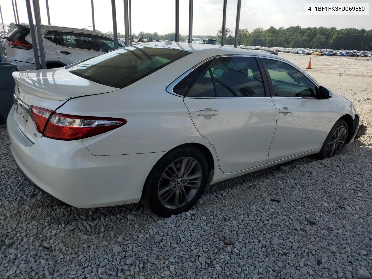 2015 Toyota Camry Le VIN: 4T1BF1FK3FU069560 Lot: 69013614