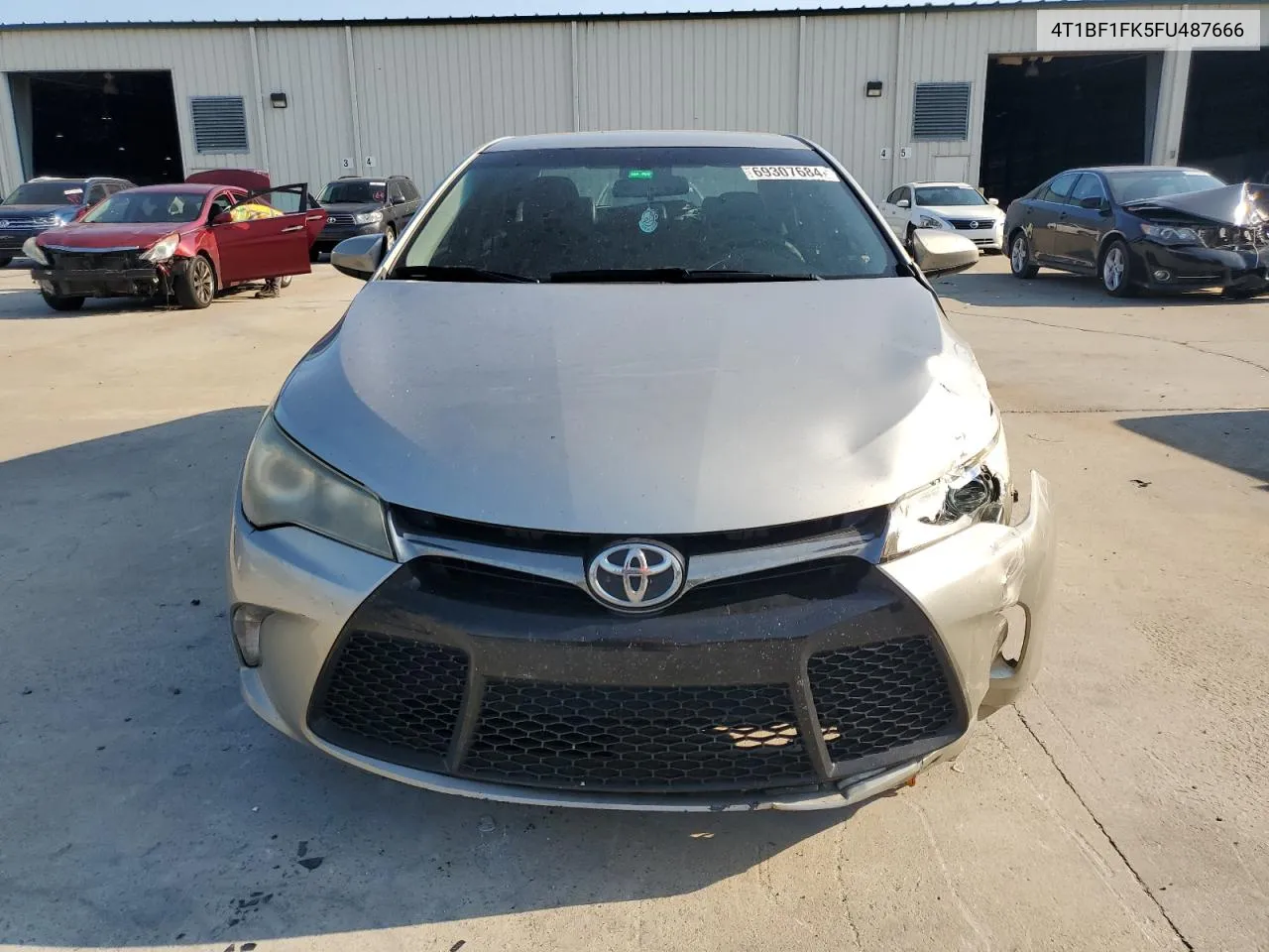 2015 Toyota Camry Le VIN: 4T1BF1FK5FU487666 Lot: 69307684