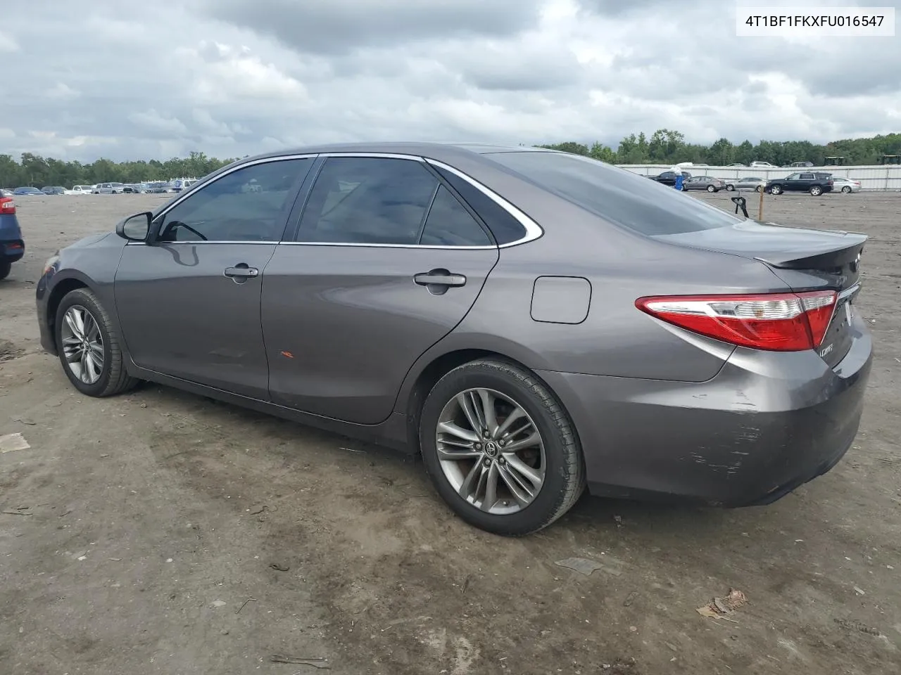 4T1BF1FKXFU016547 2015 Toyota Camry Le