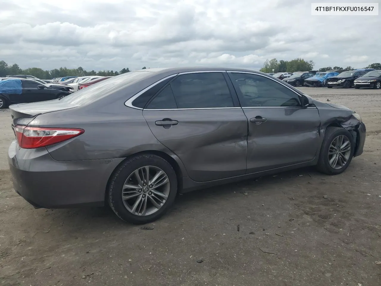 4T1BF1FKXFU016547 2015 Toyota Camry Le