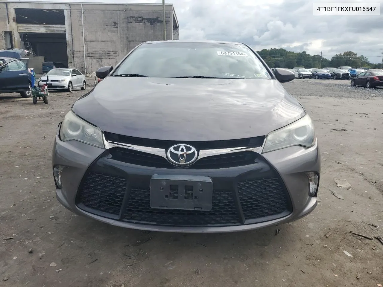 2015 Toyota Camry Le VIN: 4T1BF1FKXFU016547 Lot: 69754154