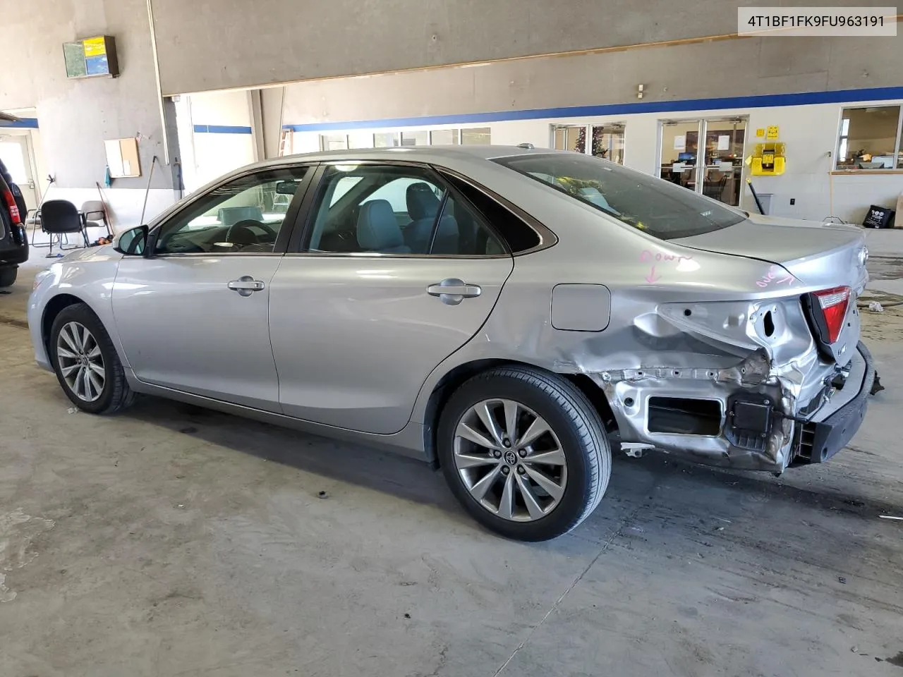 4T1BF1FK9FU963191 2015 Toyota Camry Le