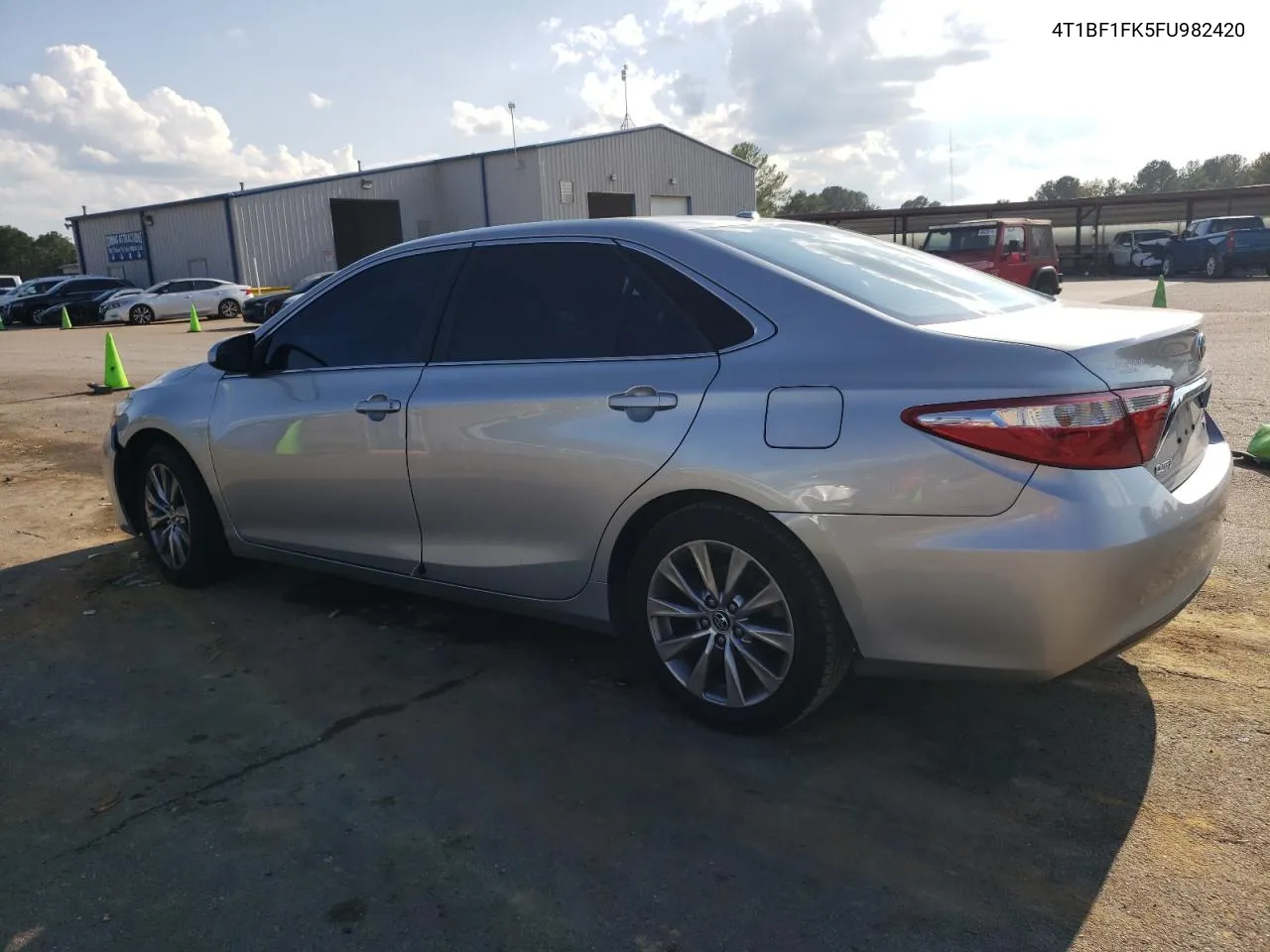 4T1BF1FK5FU982420 2015 Toyota Camry Le