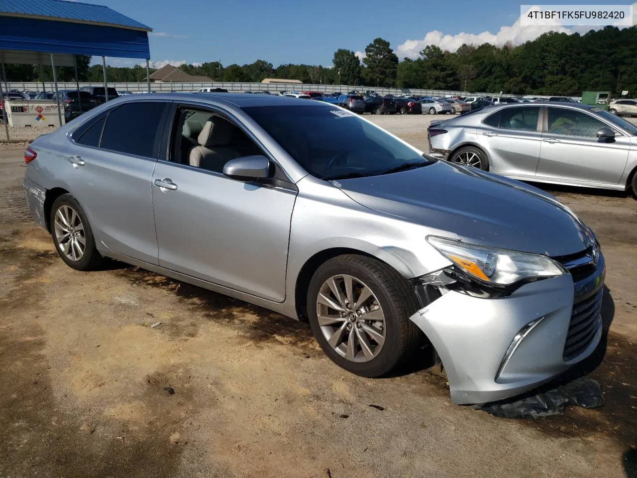 2015 Toyota Camry Le VIN: 4T1BF1FK5FU982420 Lot: 71594414