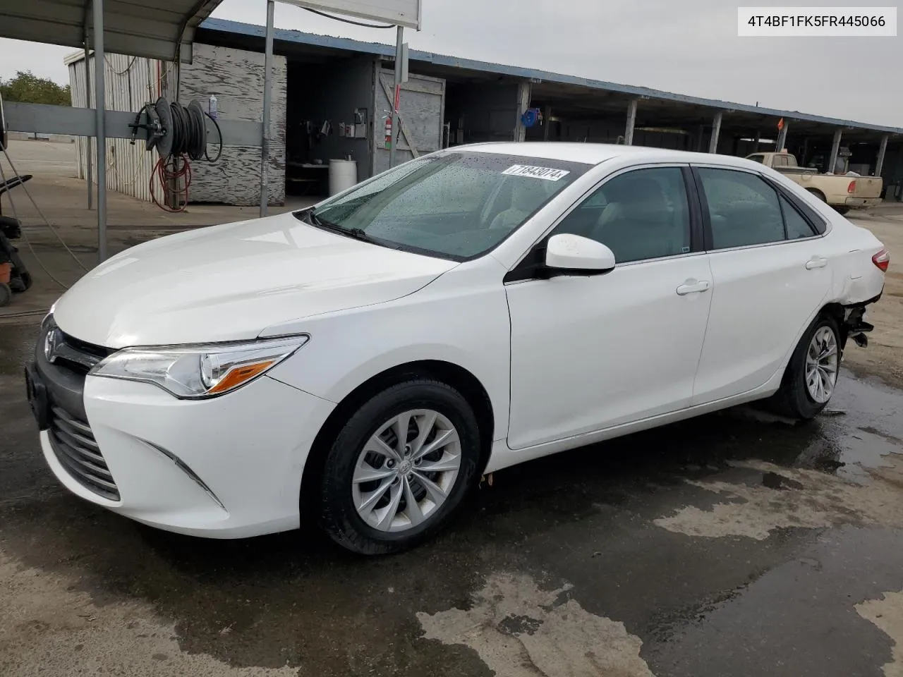 4T4BF1FK5FR445066 2015 Toyota Camry Le