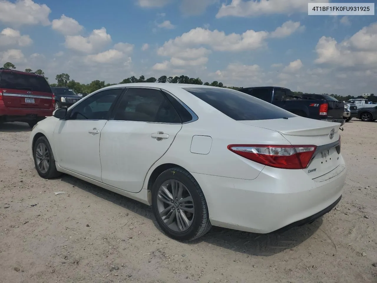 2015 Toyota Camry Le VIN: 4T1BF1FK0FU931925 Lot: 72201694