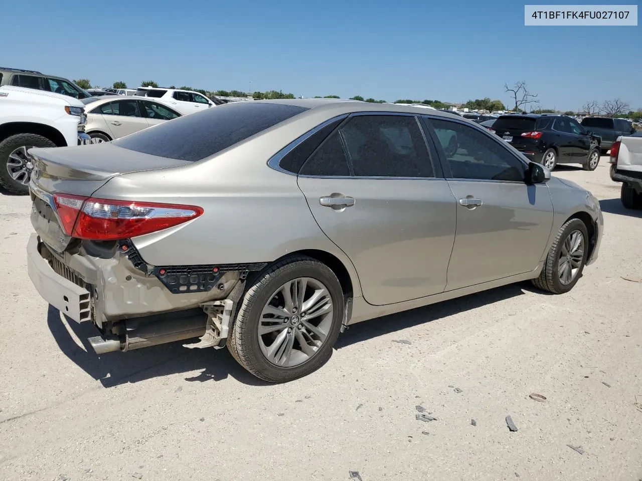 2015 Toyota Camry Le VIN: 4T1BF1FK4FU027107 Lot: 72933684