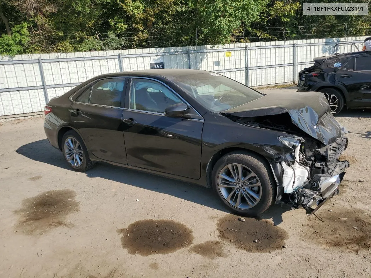 4T1BF1FKXFU023191 2015 Toyota Camry Le