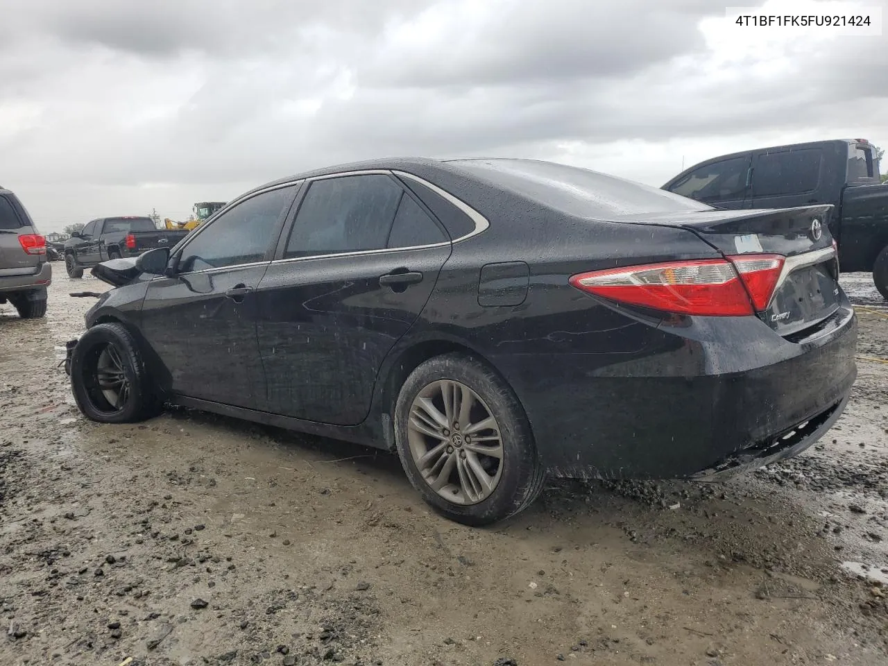 4T1BF1FK5FU921424 2015 Toyota Camry Le